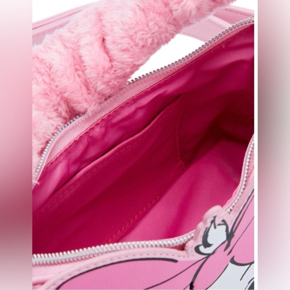 NEW Loungefly Disney The Aristocats Marie Fuzzy Handle Crossbody Bag Purse NWT - Picture 3 of 4